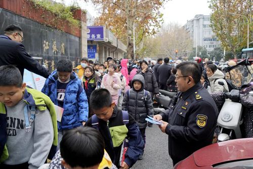 徐州市市场监管部门开展“护苗”行动 助力青少年健康成长